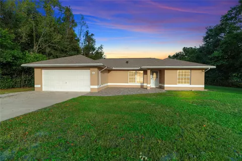 11 Laurel Dr, Ocala, FL 34480