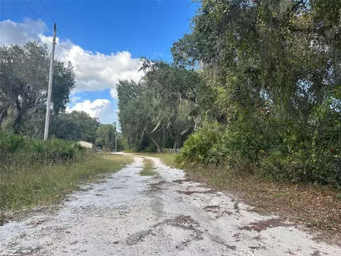 Ne 47th Terrace, Citra, FL 32113