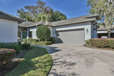 1942 SE Twin Bridge Cir, Ocala, FL 34471
