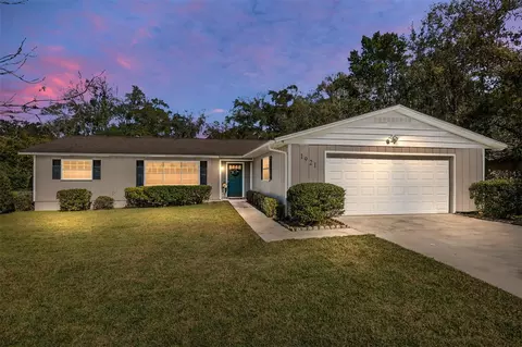 1921 NE 9th St, Ocala, FL 34470
