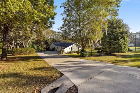 657 E Foresthill Pl, Hernando, FL 34442 photo 1