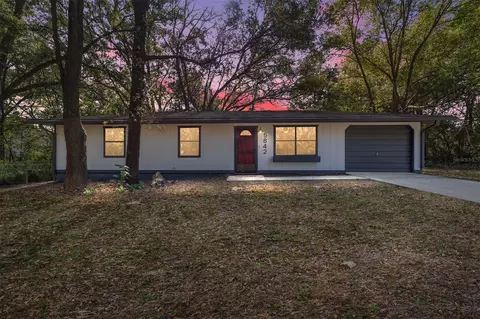 5842 NW 17th St, Ocala, FL 34482