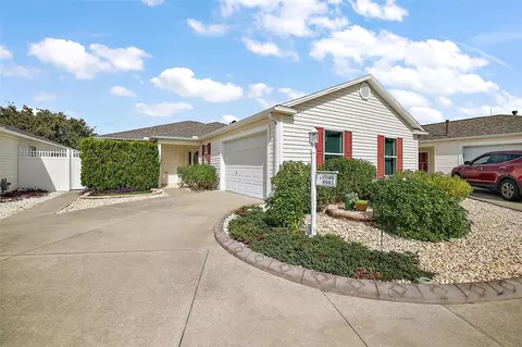 8965 SE 168th Sedgwick Pl, The Villages, FL 32162