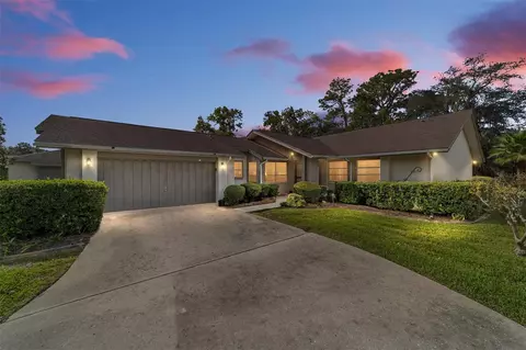 38 S Masters Dr, Homosassa, FL 34446