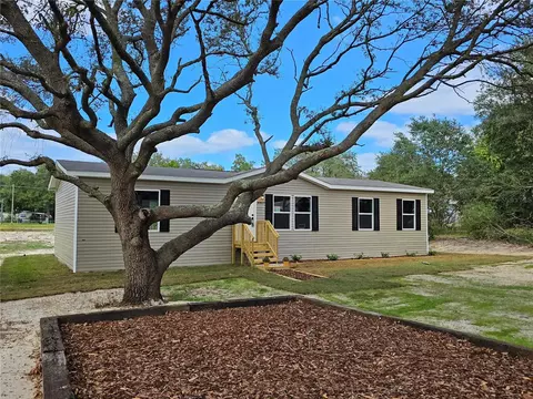 10427 SE 131st Pl, Ocklawaha, FL 32179