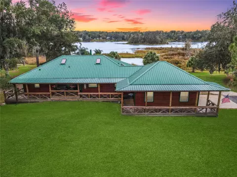 12050 N Lake Garden Dr, Dunnellon, FL 34434