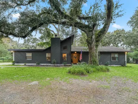 30 Lake View Dr W, Ocala, FL 34482