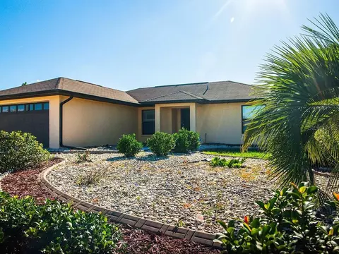104 Juniper Loop, Ocala, FL 34480