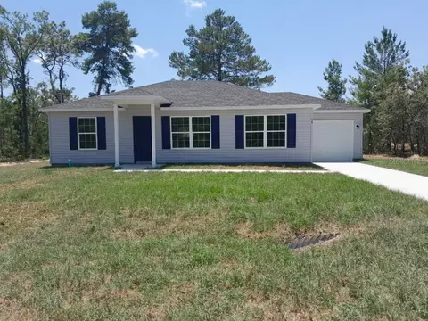 14 Malauka Trl, Ocklawaha, FL 32179