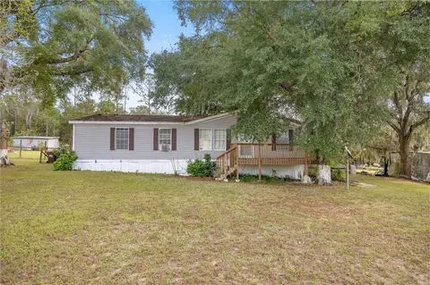 17065 SE 252nd Ave, Umatilla, FL 32784
