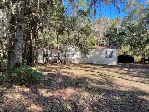 16491 E Levy St, Williston, FL 32696