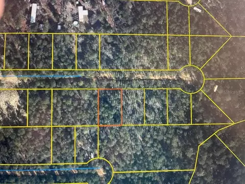 E Honeysuckle Street, Defuniak Springs, FL 32433