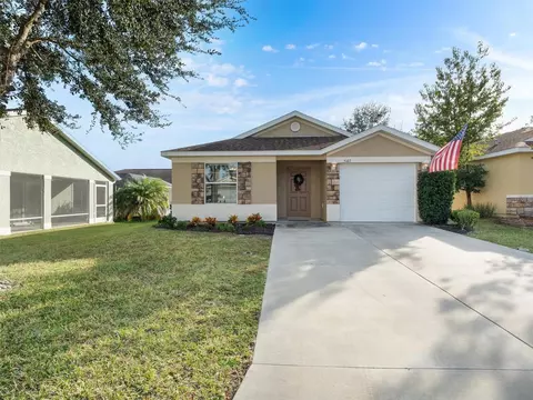 5107 NE 124th Pl, Oxford, FL 34484
