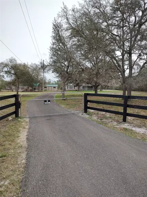 16059 NE 148th Terrace Rd, Fort Mc Coy, FL 32134