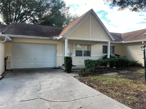 9330 SW 97th St #B, Ocala, FL 34481