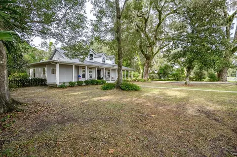 534 NW 7th St, Williston, FL 32696
