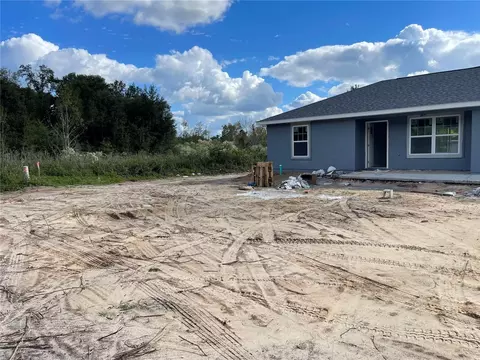 1095 NW 126th St, Citra, FL 32113