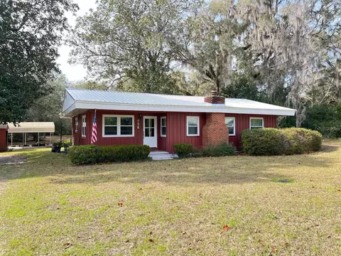 738 Pennsylvania Ave, Bronson, FL 32621