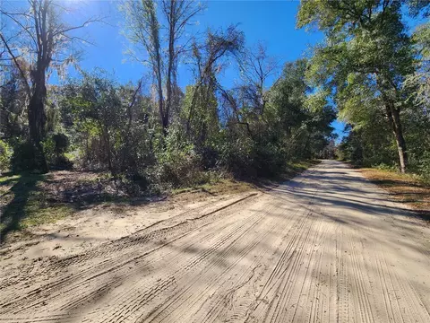 163 She She Rd, Hawthorne, FL 32640