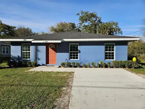 25220 NW 2nd Ave, Newberry, FL 32669