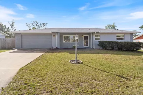 6 Michigan St, Beverly Hills, FL 34465