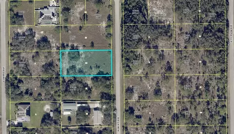 1319 Roberts Ave, Lehigh Acres, FL 33972