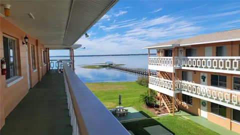 2111 Lakeview Dr #7C, Sebring, FL 33870