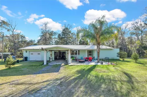 9219 Florida St, Fanning Springs, FL 32693