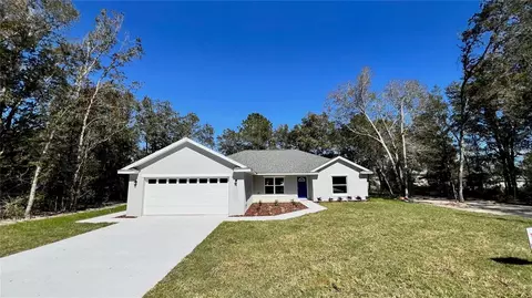 79 Guava Pass, Ocklawaha, FL 32179
