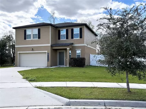 16463 Blooming Cherry Dr, Groveland, FL 34736