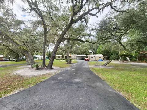 12555 E Walton Dr, Floral City, FL 34436