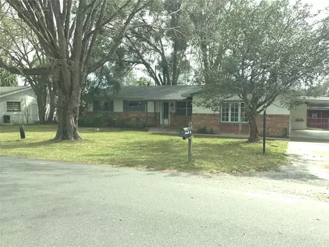 710 NE 45th St, Ocala, FL 34479