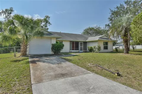 576 Silver Course Loop, Ocala, FL 34472