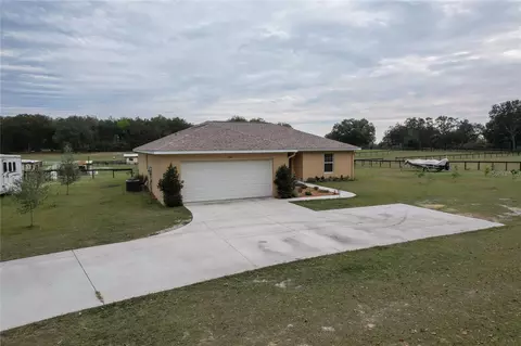 17161 SE 150th Avenue Rd, Weirsdale, FL 32195