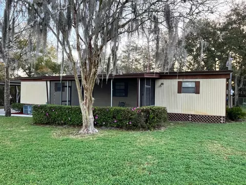 13493 NE 217th Ct, Fort Mc Coy, FL 32134