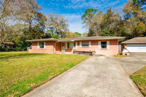 6009 E Holly St, Inverness, FL 34452