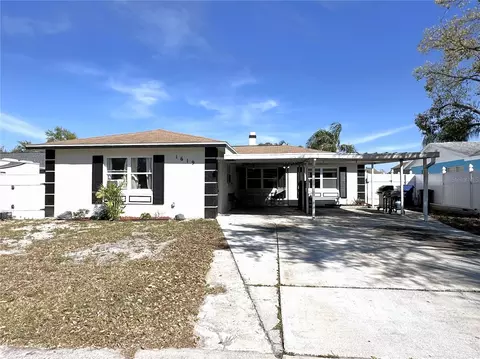 1619 Cromwell Dr, Tarpon Springs, FL 34689