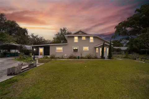 5907 SE Foss Rd, Belleview, FL 34420