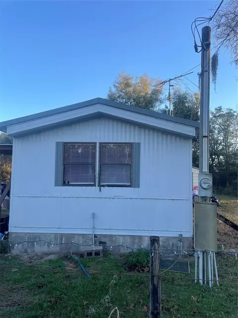 15850 NE 2nd Pl, Williston, FL 32696
