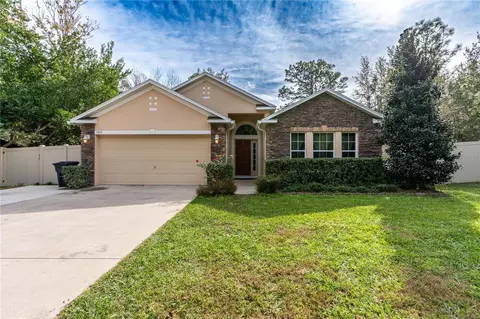 7915 N Golfview Dr, Citrus Springs, FL 34434