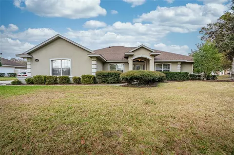 4465 SE 106th St, Belleview, FL 34420