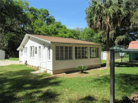 12310 SE 130th Ct, Ocklawaha, FL 32179