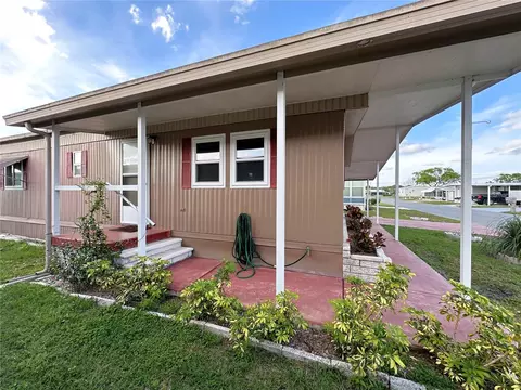 5311 Astrid Dr, Zephyrhills, FL 33541