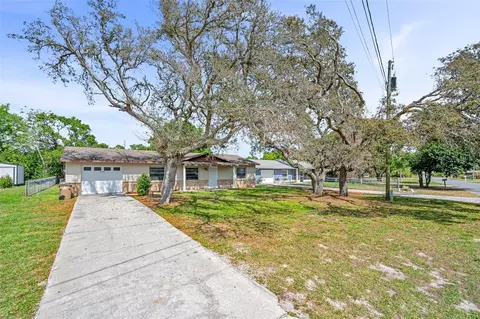 3805 Ohio Ave, Mount Dora, FL 32757