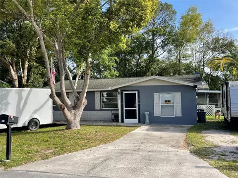 15 Daniel St SW, Beverly Hills, FL 34465