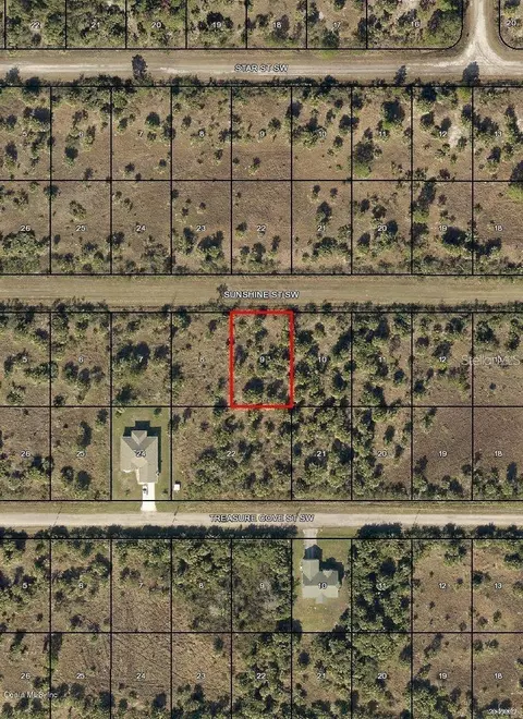 684 Sunshine St SW, Palm Bay, FL 32908
