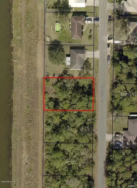 544 Hobart Ave NW, Palm Bay, FL 32907