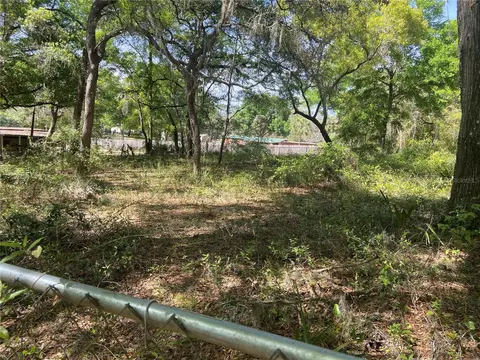 SE 1st Lane, Silver Springs, FL 34488