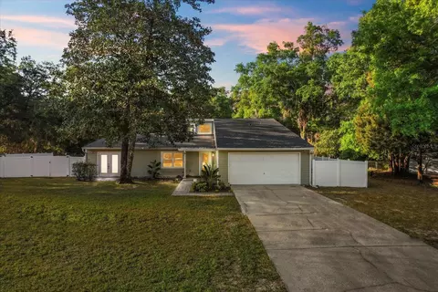 6404 W 7 Rivers Dr, Crystal River, FL 34429