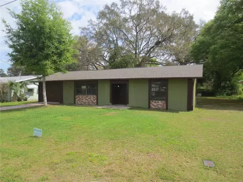 2105 SE 174th Ct, Silver Springs, FL 34488